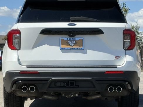 Used 2020 Ford Explorer ST w/ Premium Technology Package image 4