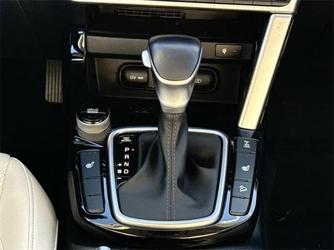 Used 2023 Kia Seltos EX image 16