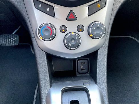 Used 2018 Chevrolet Sonic LT FWD image 14