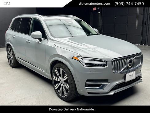 Used 2024 Volvo XC90 T8 Ultimate w/ Protection Package Premier image 9