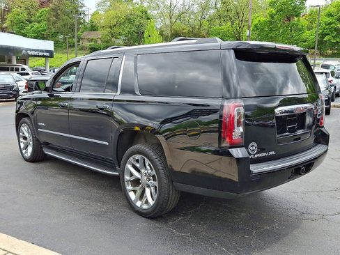 Used 2020 GMC Yukon XL Denali AWD/4WD image 4
