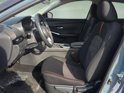 Used 2024 Nissan Sentra SR image 11
