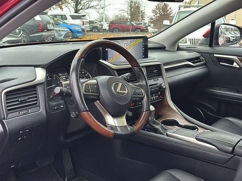 Used 2022 Lexus RX 350L Premium w/ Premium Package image 23