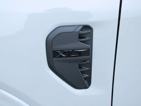 New 2026 Ford Ranger XLT w/ Equipment Group 301A High AWD/4WD image 6