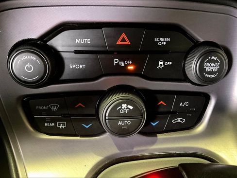 Used 2023 Dodge Challenger GT image 14