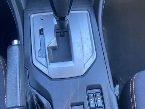 Used 2018 Subaru Crosstrek 2.0i Premium w/ Popular Package #3 image 21