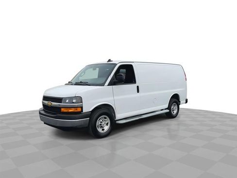 Certified 2024 Chevrolet Express 2500 w/ Driver Convenience Package image 4