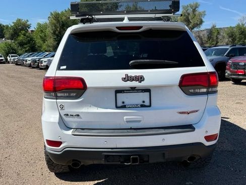 Used 2017 Jeep Grand Cherokee Trailhawk AWD/4WD image 5