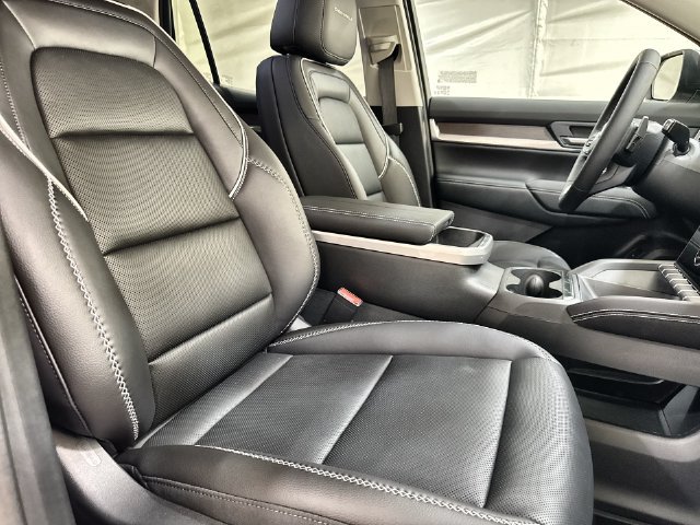 New 2026 GMC Terrain Denali w/ LPO, Floor Liner Package AWD/4WD image 28