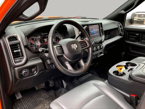 Used 2021 RAM 2500 Tradesman w/ Chrome Appearance Group AWD/4WD image 16