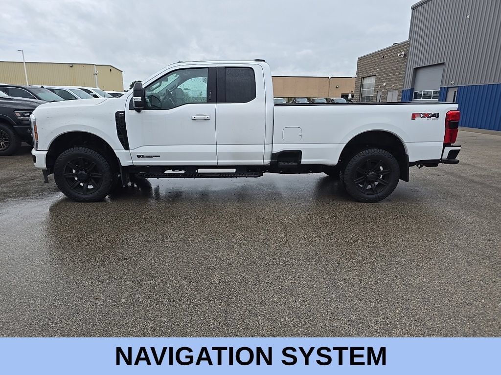 Used 2023 Ford F250 XLT w/ XLT Premium Package AWD/4WD image 3