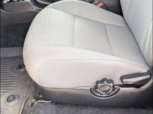 Used 2023 Toyota Tacoma SR image 11