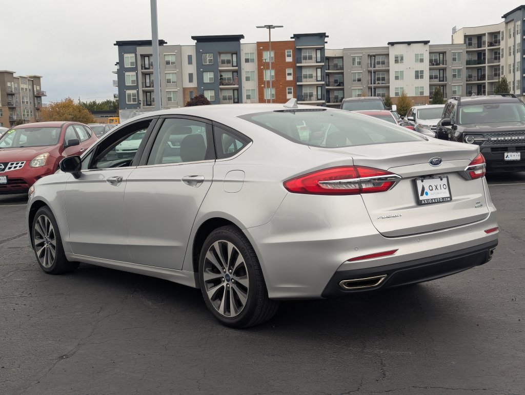 Used 2019 Ford Fusion SE AWD/4WD image 7