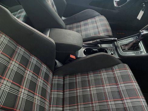 Used 2016 Volkswagen GTI S FWD image 11