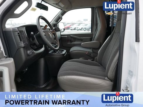 Used 2024 Chevrolet Express 2500 w/ Driver Convenience Package image 15
