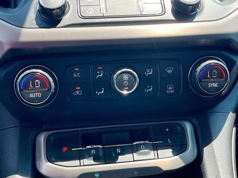 Used 2020 GMC Acadia Denali FWD image 16