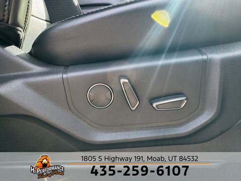 Used 2019 Ford F150 Raptor w/ Equipment Group 802A Luxury image 32