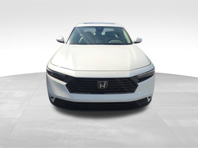 Used 2023 Honda Accord EX image 3
