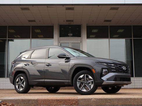 New 2026 Hyundai Tucson SEL image 2