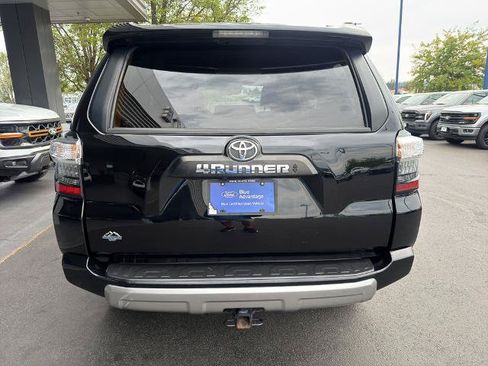 Used 2024 Toyota 4Runner TRD Off-Road Premium w/ Off Road Premium Plus Package AWD/4WD image 12