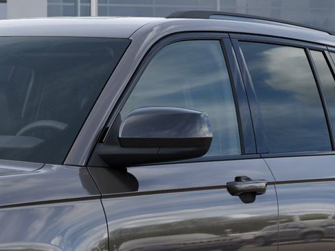 New 2025 Jeep Grand Cherokee Altitude image 12