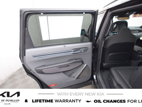 New 2026 Kia EV9 Land w/ Nightfall Edition Package image 11