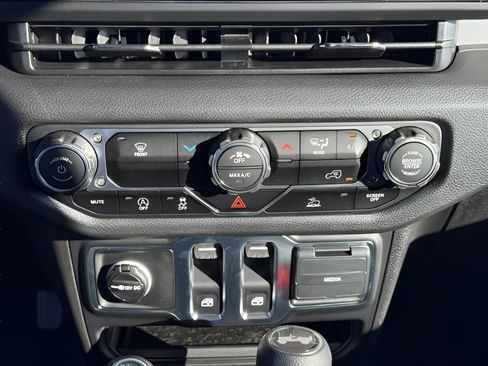 New 2026 Jeep Wrangler Sport AWD/4WD image 22