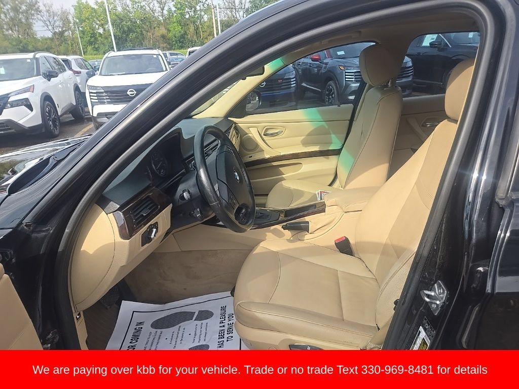 Used 2011 BMW 328i Sedan RWD image 9