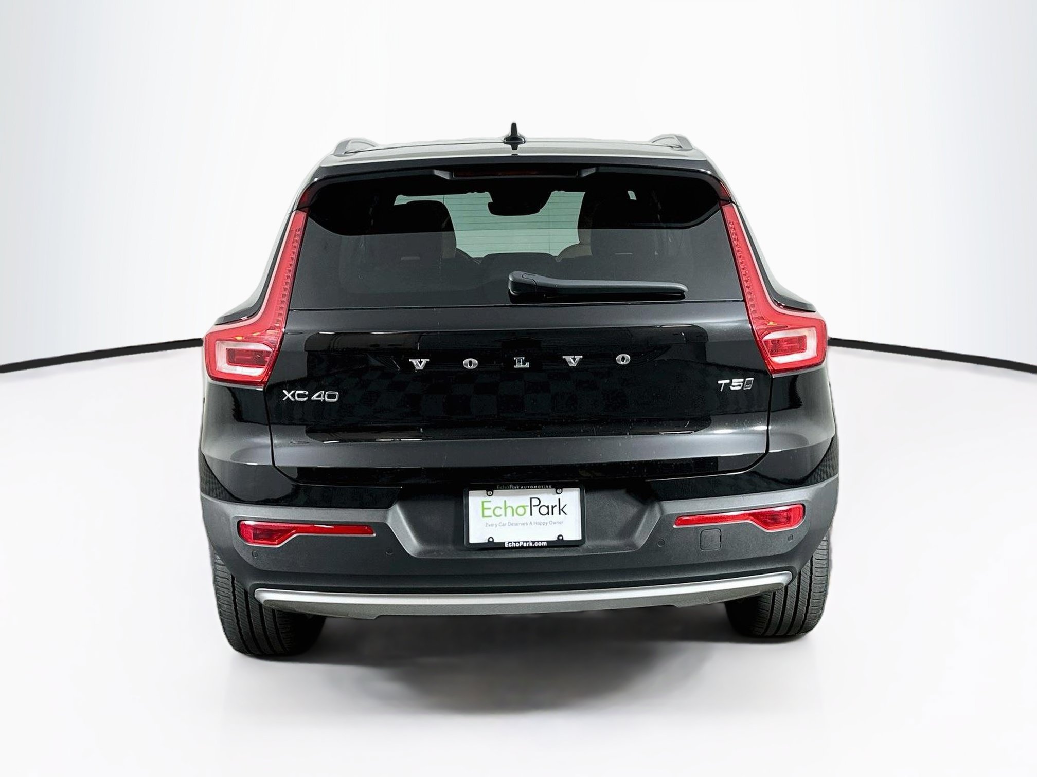 Used 2020 Volvo XC40 T5 Momentum AWD/4WD image 7