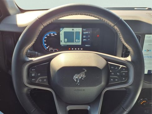 Used 2024 Ford Bronco Big Bend image 16