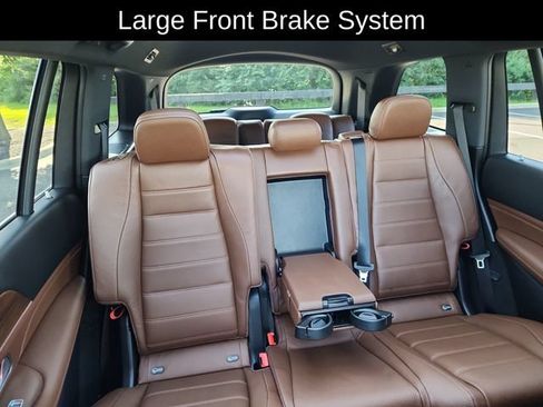 Used 2025 Mercedes-Benz GLS 450 4MATIC image 29