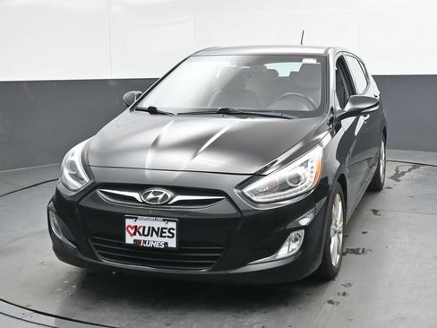 Used 2014 Hyundai Accent SE FWD image 5