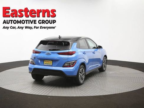 Used 2023 Hyundai Kona SE w/ Cargo Package FWD image 38
