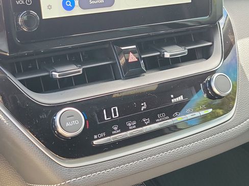 New 2026 Toyota Corolla SE image 25