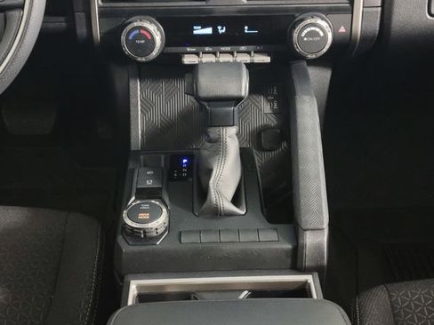 Used 2025 Toyota 4Runner SR5 image 25