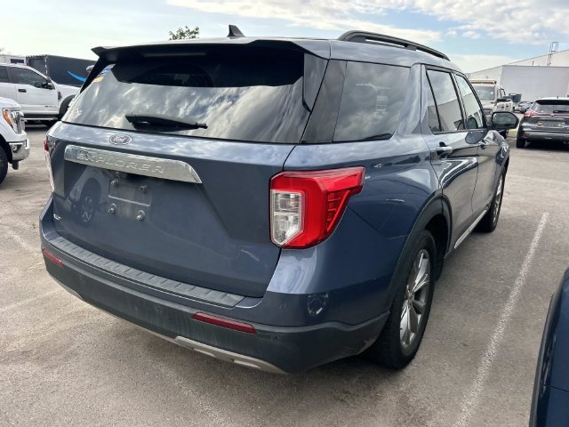 Used 2021 Ford Explorer XLT w/ Equipment Group 202A RWD image 6