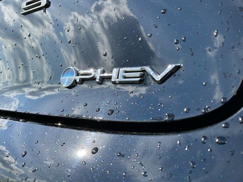 Used 2025 Toyota Prius Plug-In Hybrid w/ Limited Premium Package FWD image 25