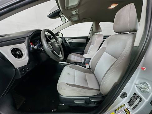 Used 2019 Toyota Corolla LE image 13