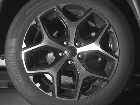 Used 2025 Jeep Compass Limited image 15