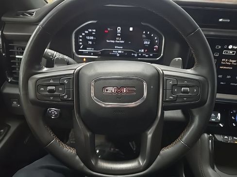 Used 2023 GMC Sierra 1500 AT4 w/ Technology Package AWD/4WD image 20