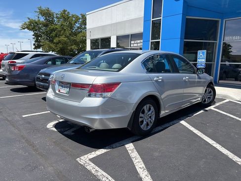 Used 2012 Honda Accord LX image 3