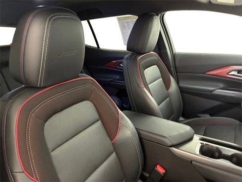 Used 2024 Chevrolet Equinox EV RS image 14