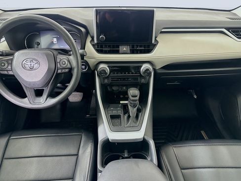 Used 2024 Toyota RAV4 XLE w/ Convenience Package image 17