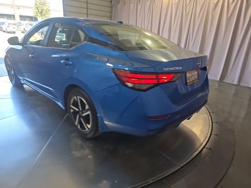 Used 2024 Nissan Sentra SV FWD image 13