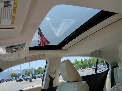 Used 2022 Lexus ES 350 w/ Premium Package image 19