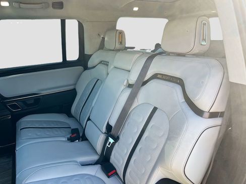 Used 2023 Rivian R1S Adventure AWD/4WD image 23