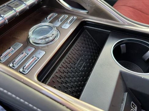 Used 2024 Lincoln Nautilus Black Label w/ Jet Appearance Package (87T) image 32