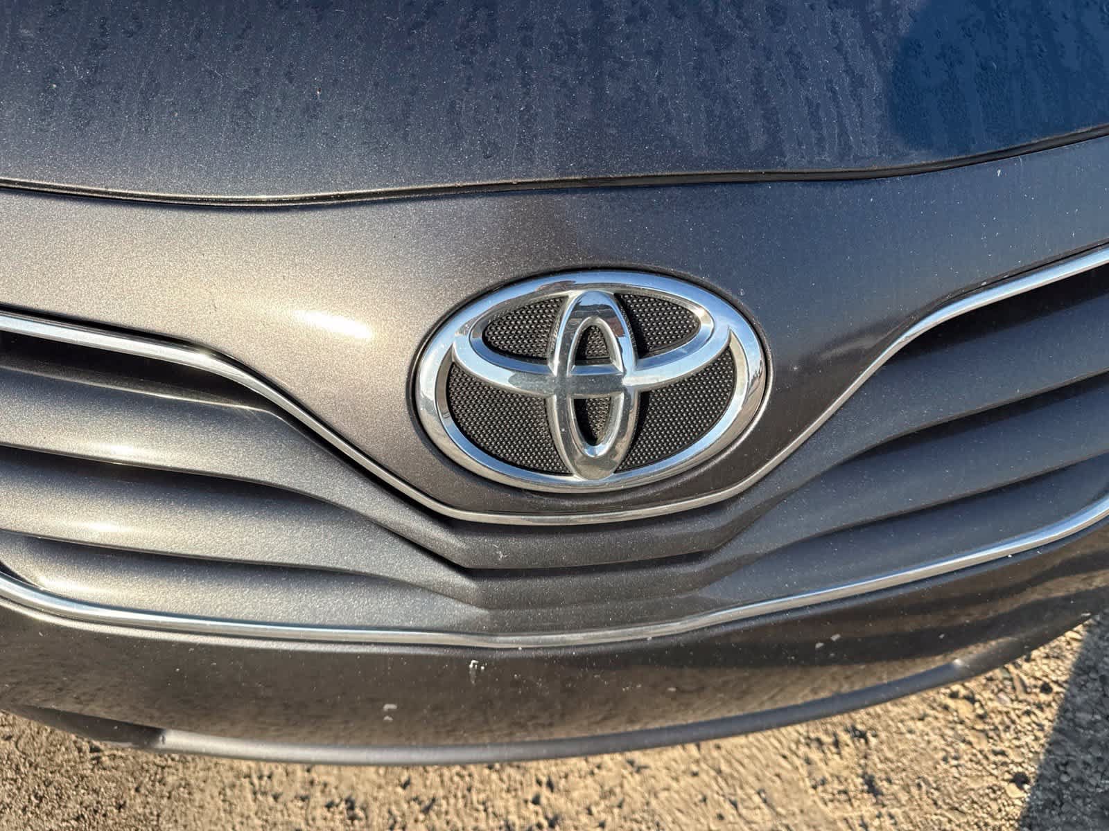 Used 2011 Toyota Camry LE w/ LE Extra-Value Pkg FWD image 11