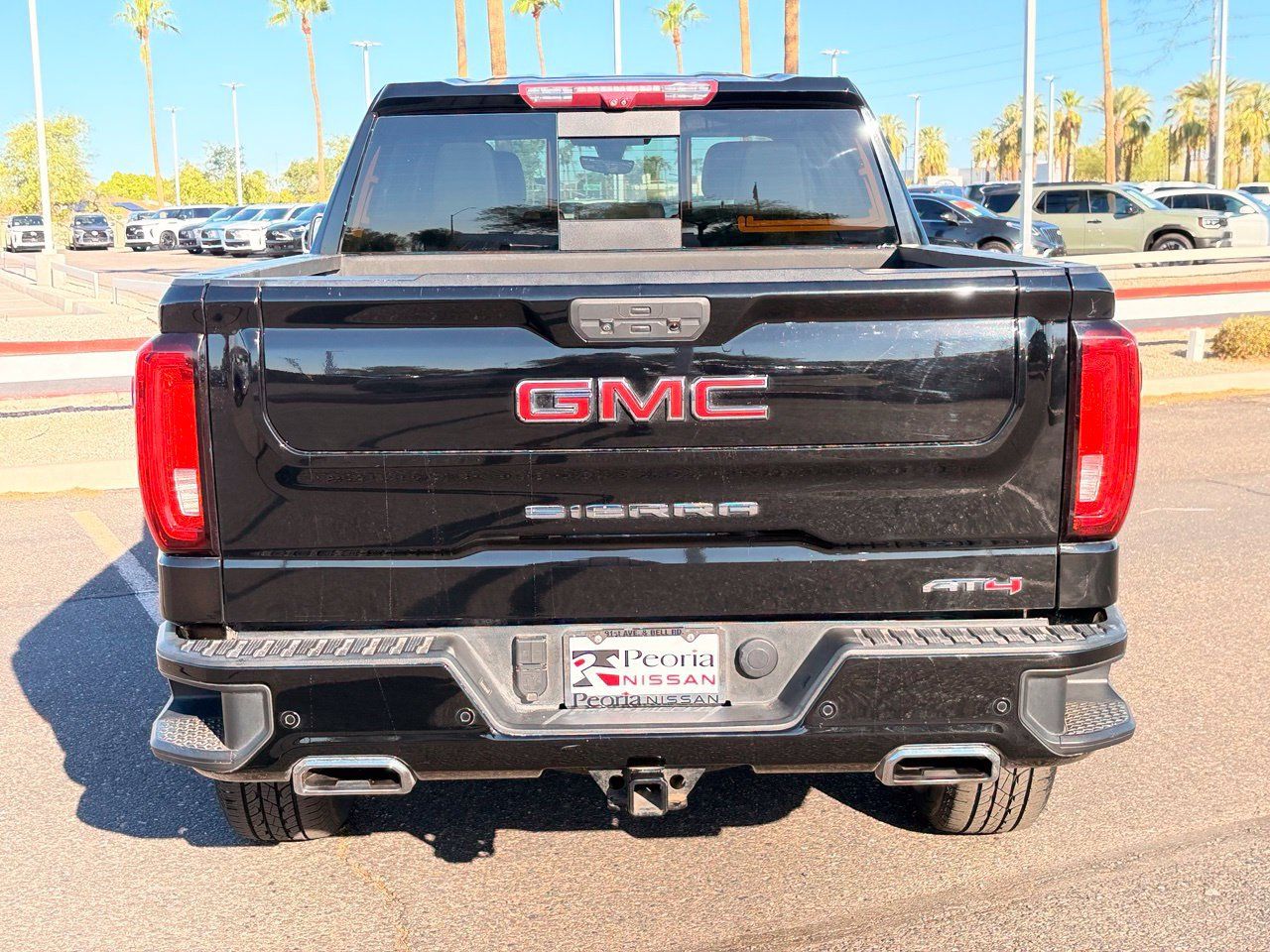 Used 2021 GMC Sierra 1500 AT4 w/ AT4 Value Package AWD/4WD image 6