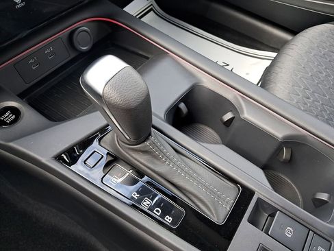 New 2026 Nissan Sentra SV w/ SV Convenience Package FWD image 25